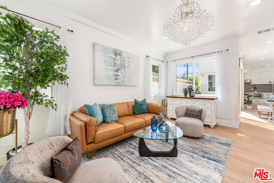 3643 Helms Ave, Culver City