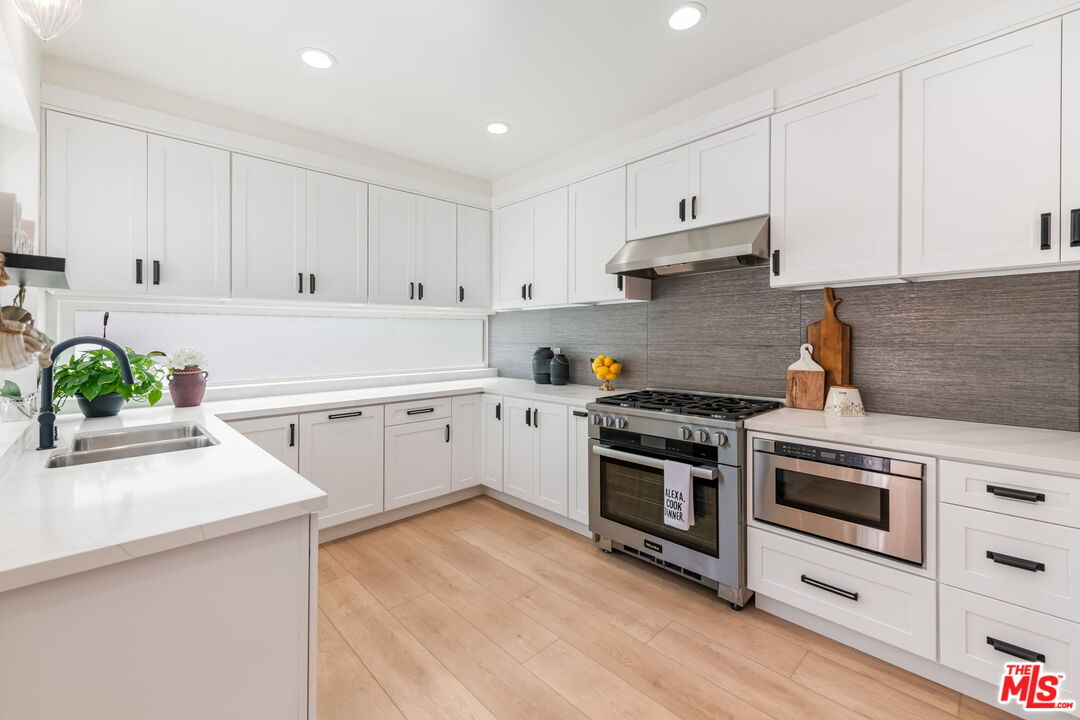 3643 Helms Ave, Culver City