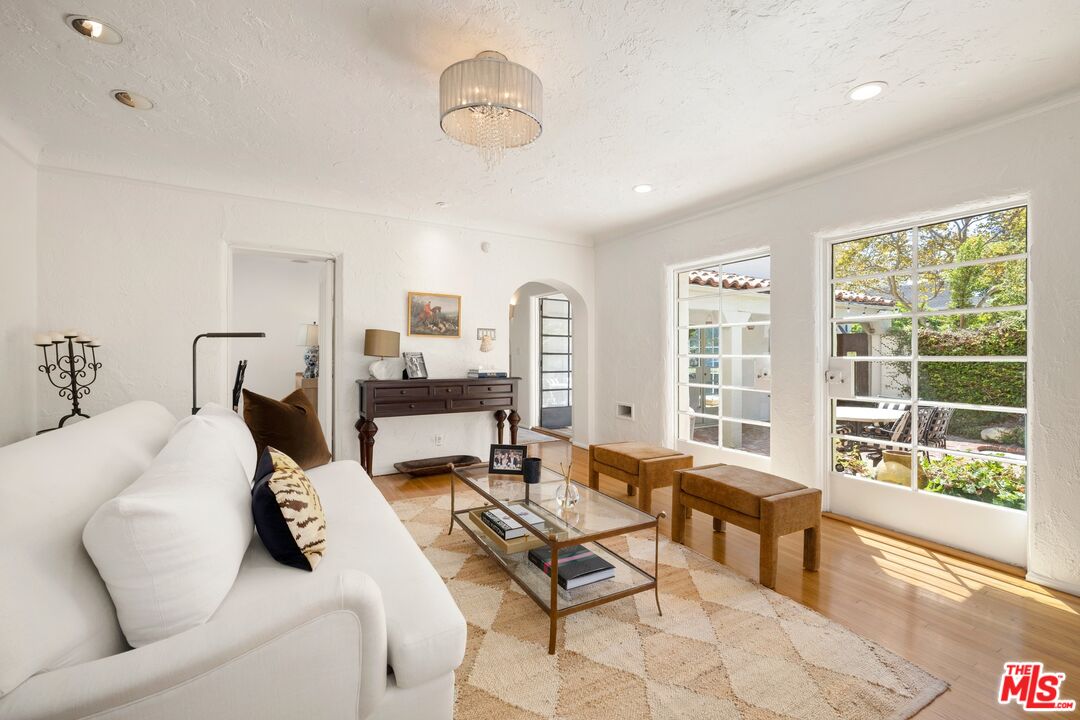 200 S McCarty Dr