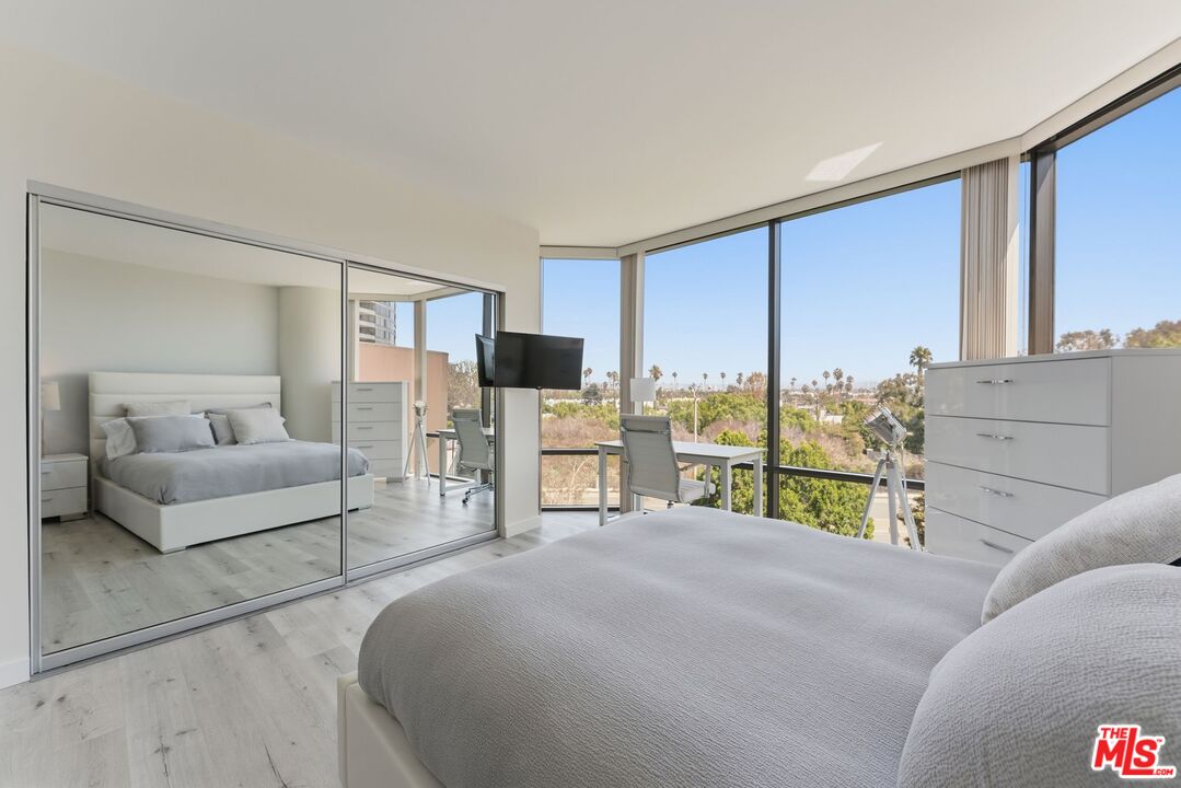 4316 Marina City Dr Unit: 310G, Marina Del Ray