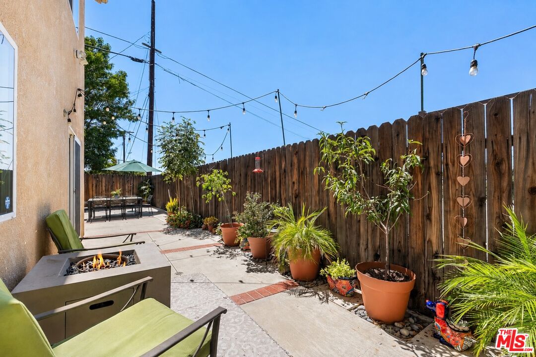 20300 Vanowen St Unit: 44, Winnetka 
