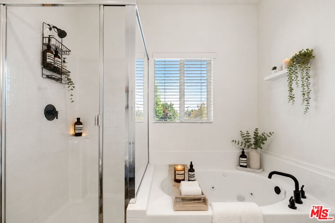 20300 Vanowen St Unit: 44, Winnetka 