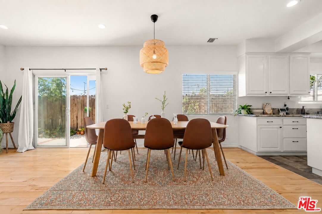 20300 Vanowen St Unit: 44, Winnetka 