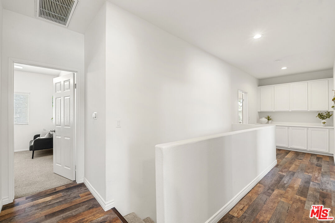 20300 Vanowen St Unit: 44, Winnetka 