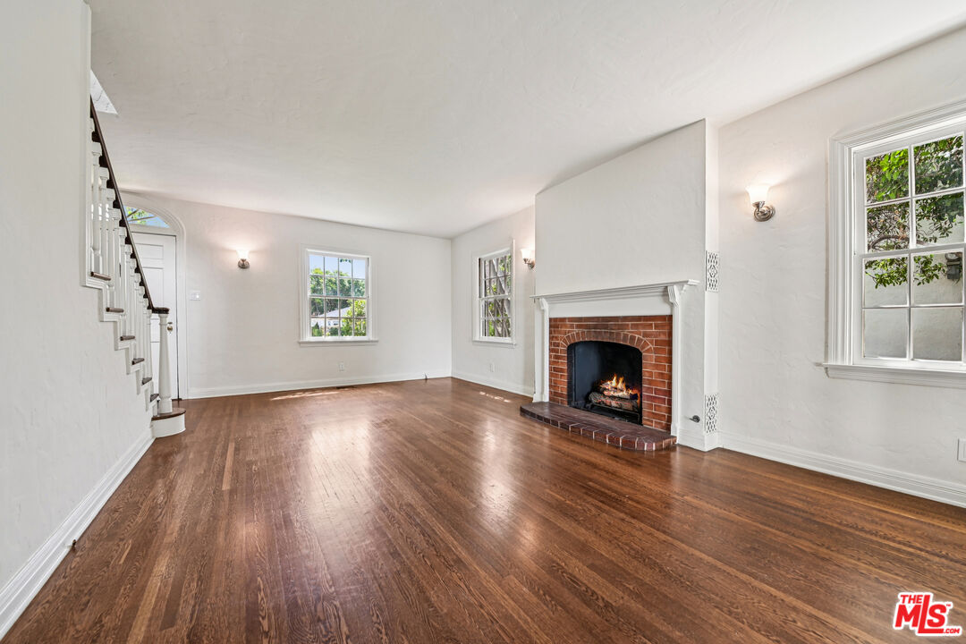 331 W Roses Rd, San Gabriel