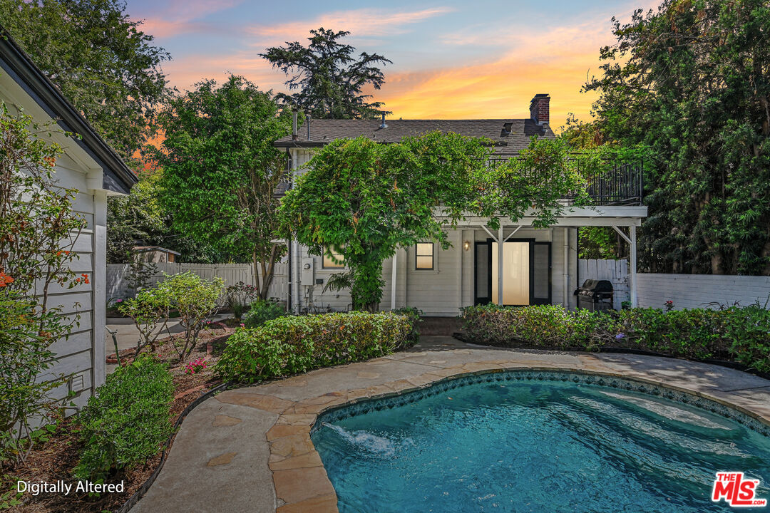 331 W Roses Rd, San Gabriel