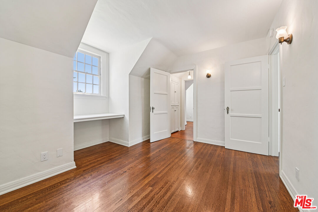 331 W Roses Rd, San Gabriel