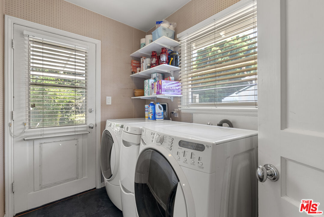 4718 Columbus Ave, Sherman Oaks