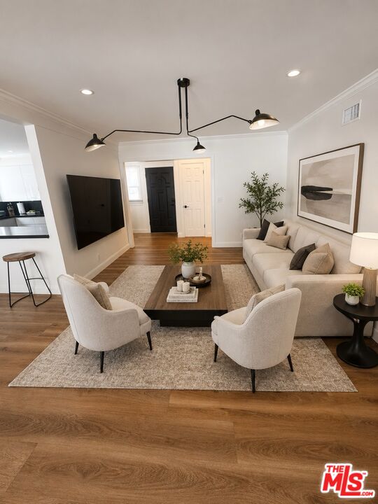 5406 Garden Grove Ave, Tarzana