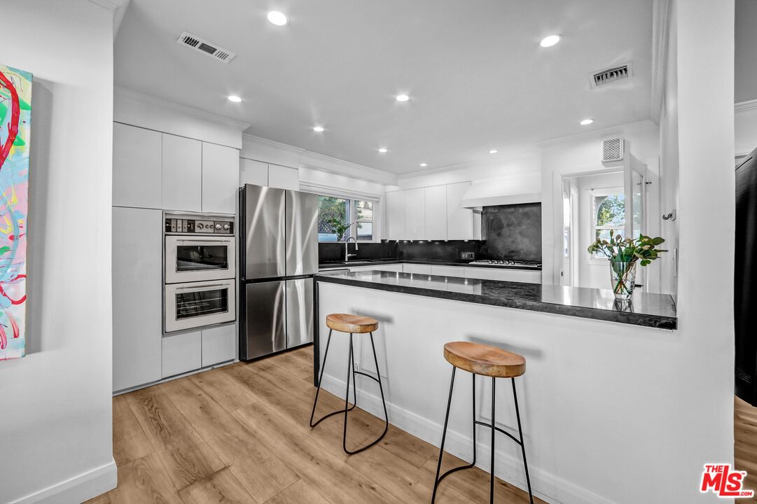 5406 Garden Grove Ave, Tarzana