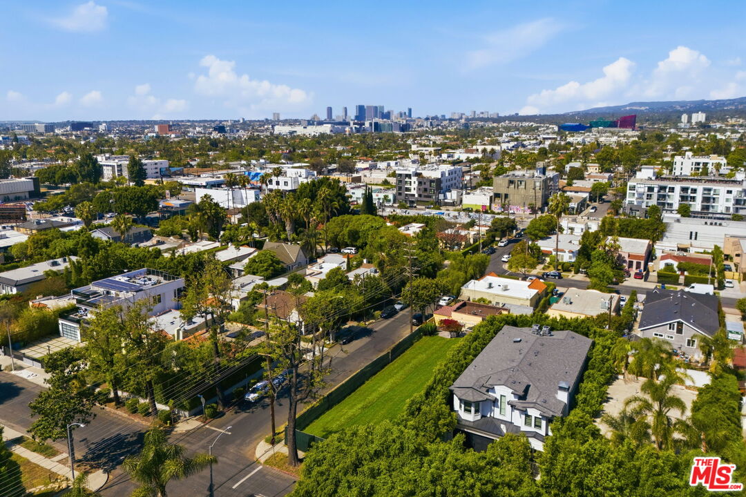 803 N Ogden Dr