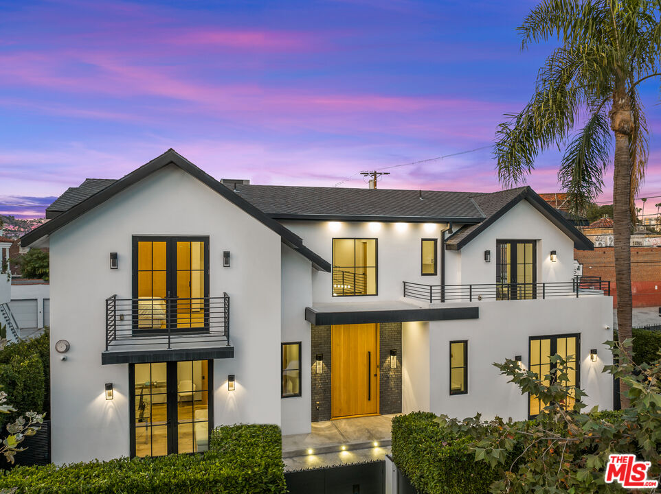 6115 W 6th St, Beverly Grove 