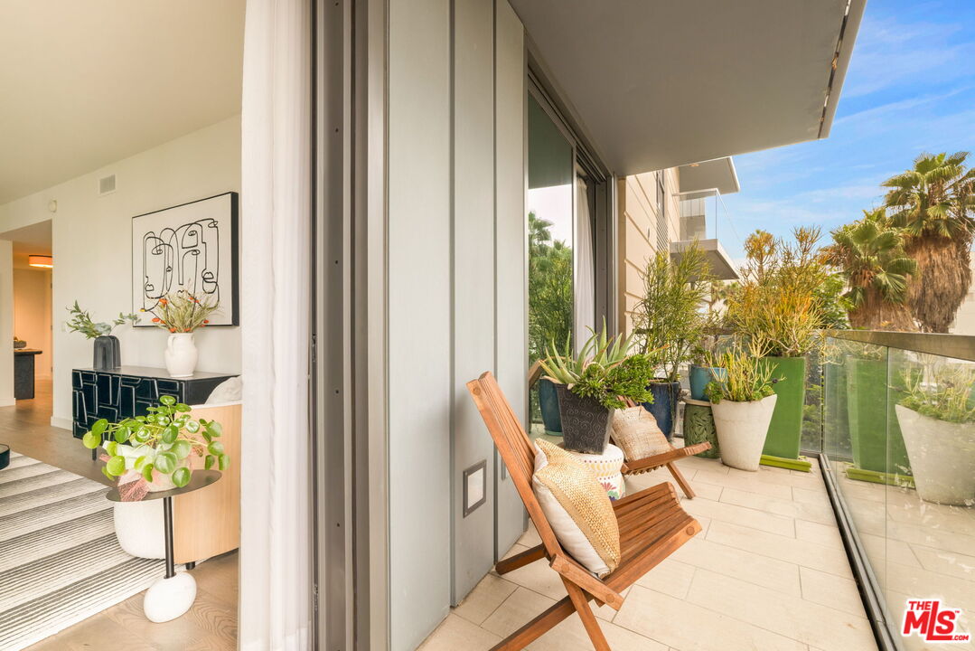 1755 Ocean Avenue Unit: 412, Santa Monica