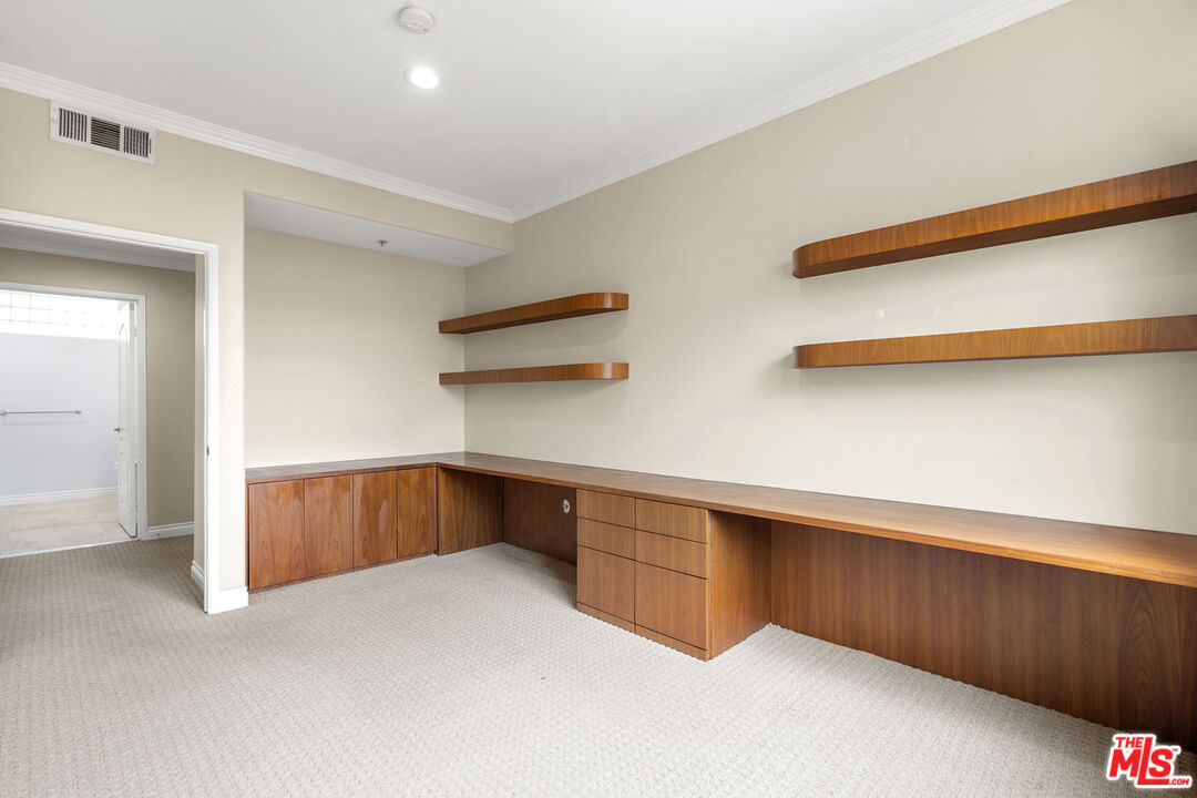 4060 Glencoe Ave Unit: 301, Marina Del Ray 