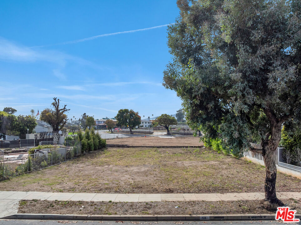 519 Frontera Dr, Pacific Palisades 