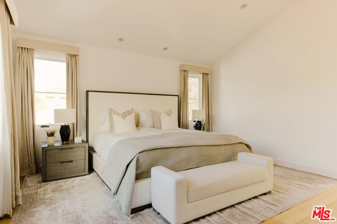 408 Westbourne Dr, West Hollywood 