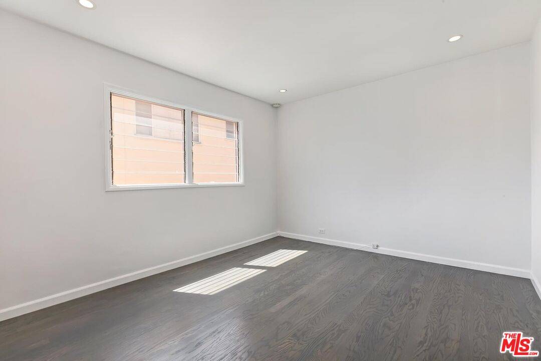 1400 N Hayworth Ave Unit: 11, West Hollywood 