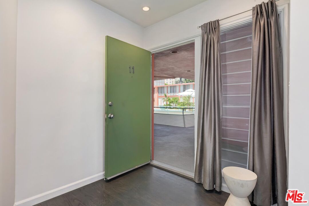 1400 N Hayworth Ave Unit: 11, West Hollywood 