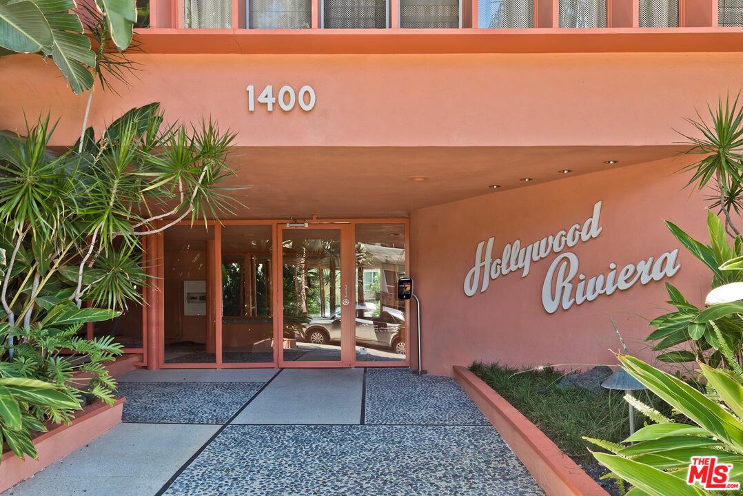 1400 N Hayworth Ave Unit: 11, West Hollywood 