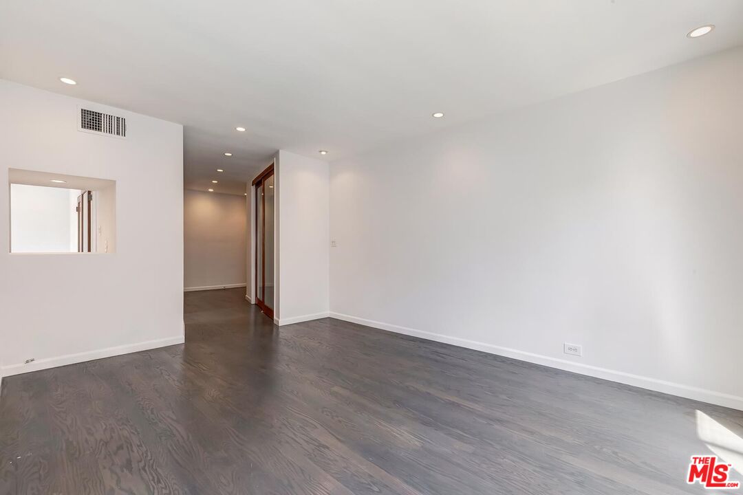 1400 N Hayworth Ave Unit: 11, West Hollywood 