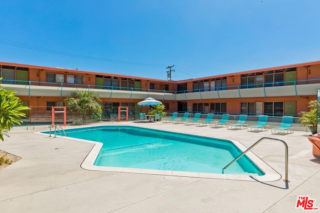 1400 N Hayworth Ave Unit: 11, West Hollywood 
