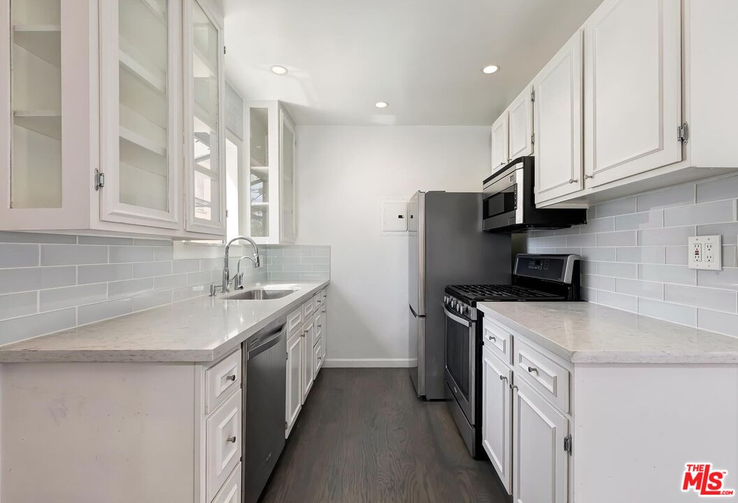 1400 N Hayworth Ave Unit: 11, West Hollywood 