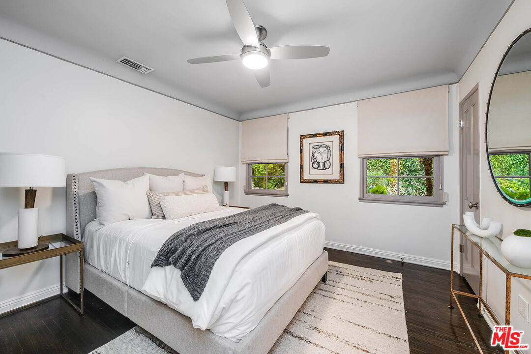 14633 Valley Vista Blvd, Sherman Oaks 