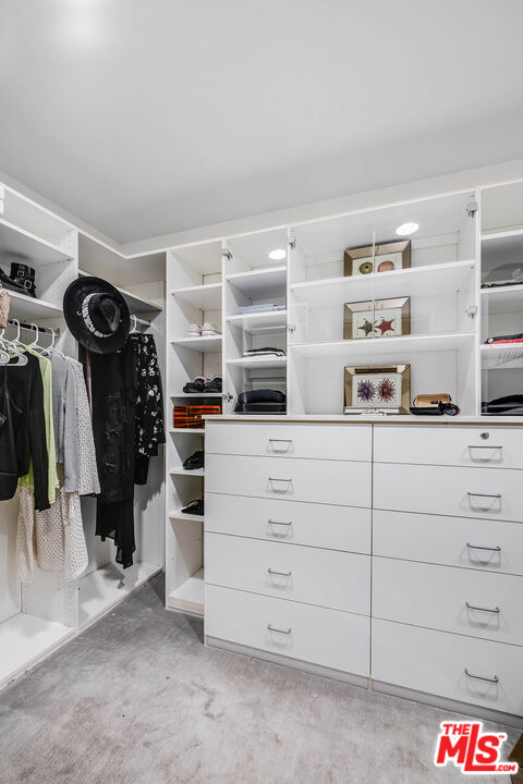 14633 Valley Vista Blvd, Sherman Oaks 