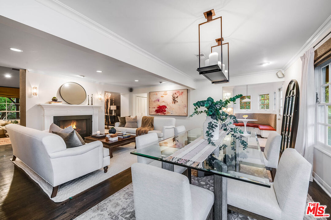 14633 Valley Vista Blvd, Sherman Oaks 