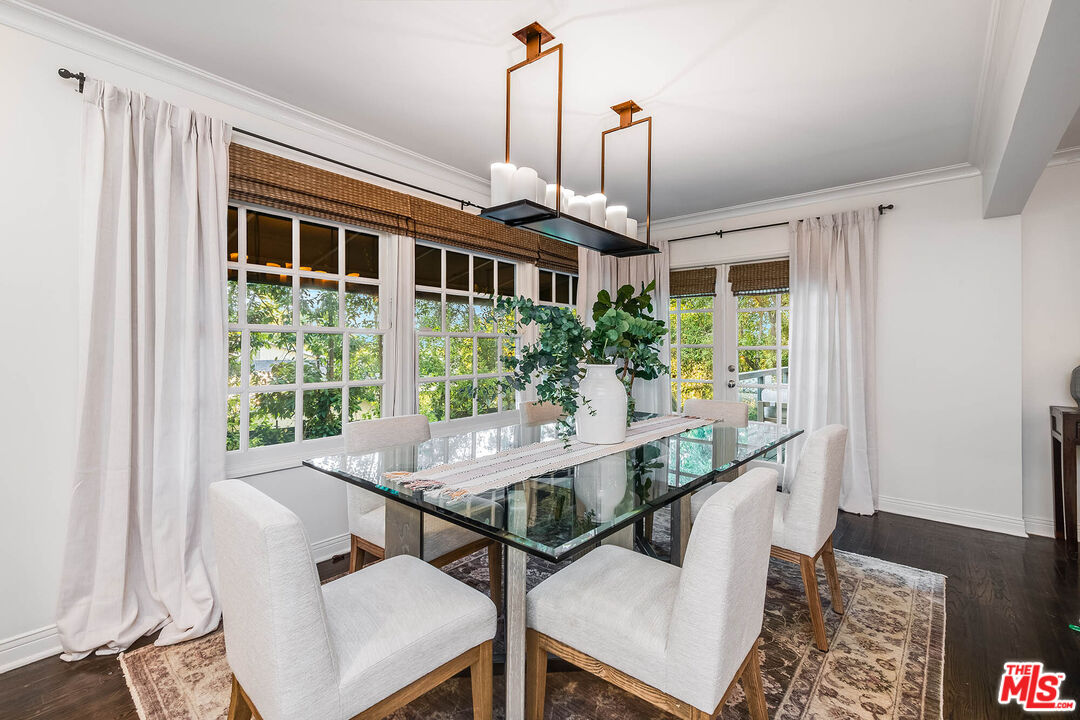 14633 Valley Vista Blvd, Sherman Oaks 
