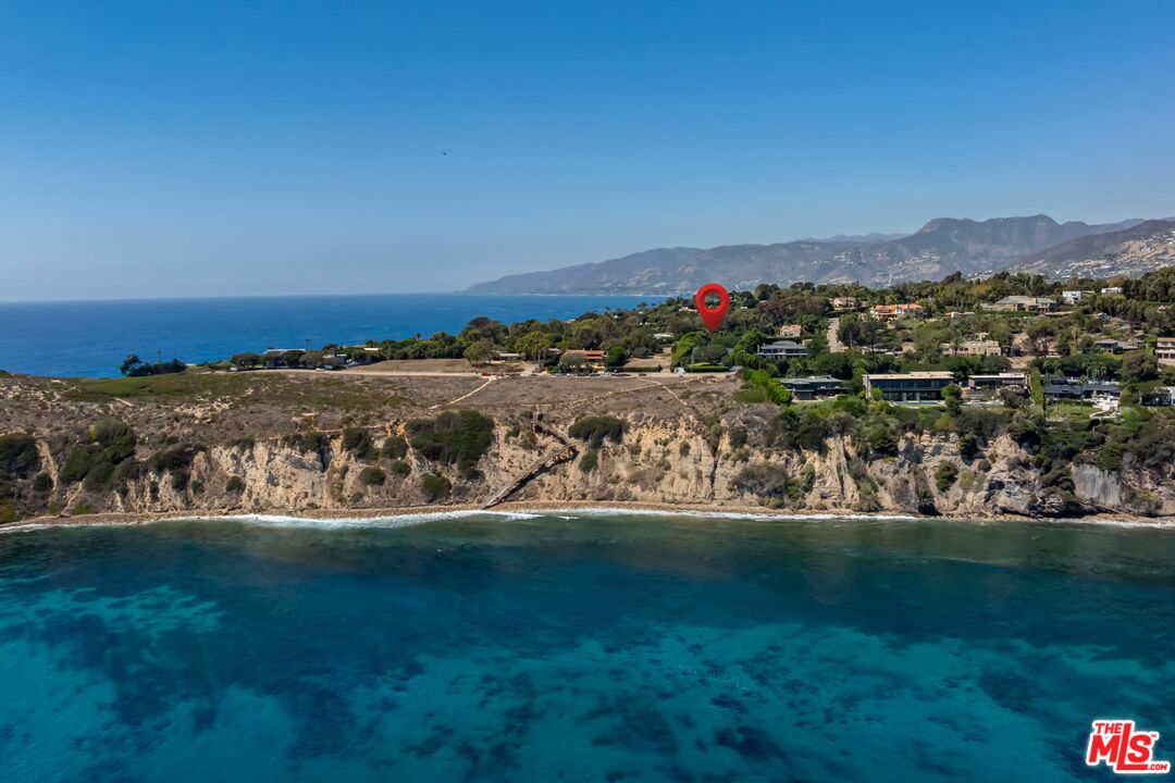 29225 Cliffside Dr, Malibu