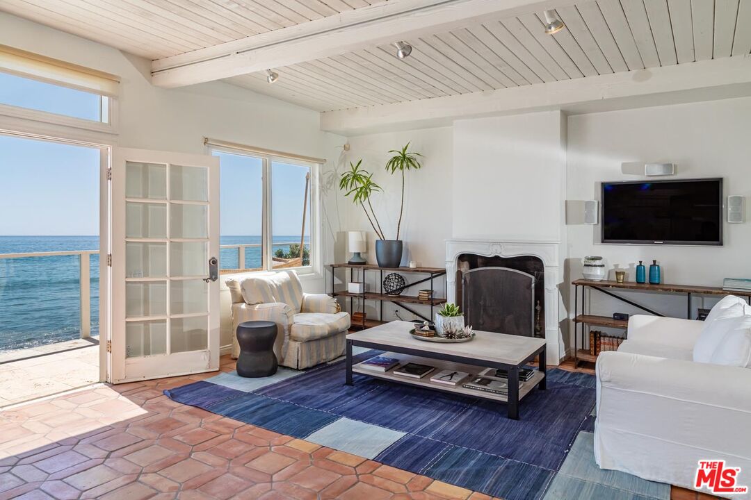 24216 Malibu Rd, Malibu