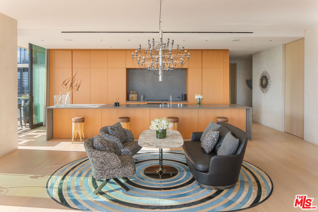 9040 W Sunset Blvd Unit: 905, West Hollywood
