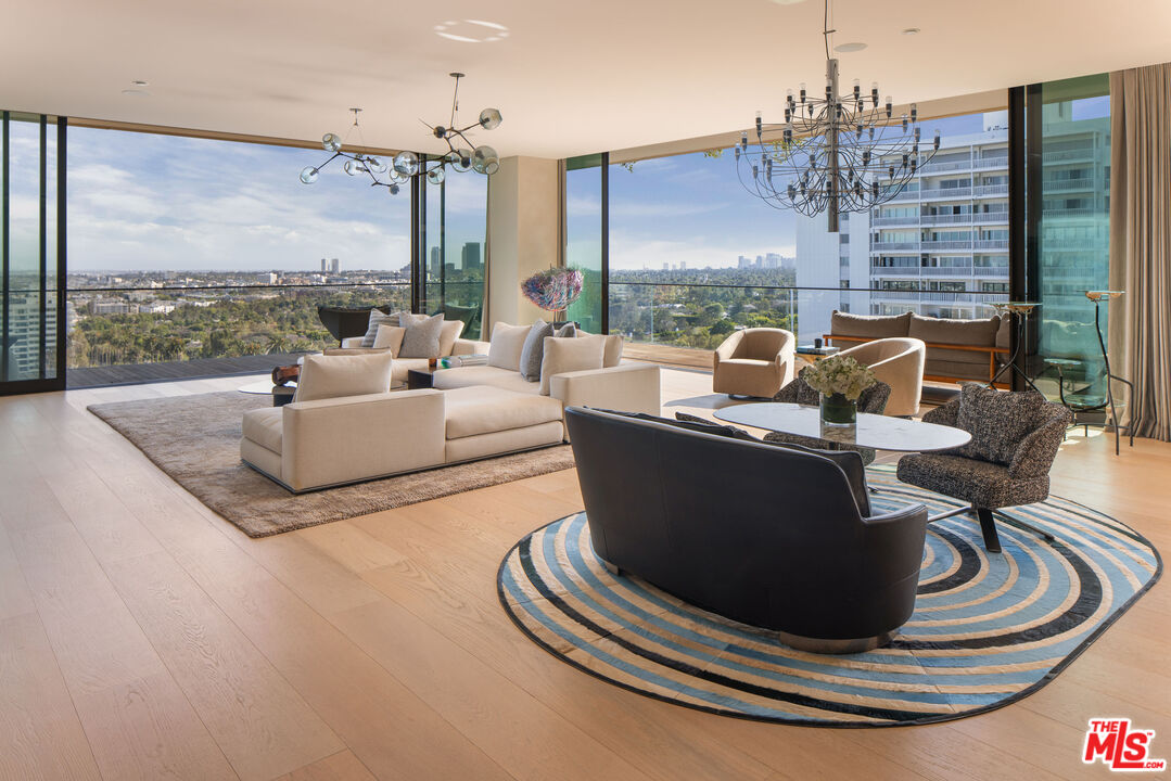 9040 W Sunset Blvd Unit: 905, West Hollywood