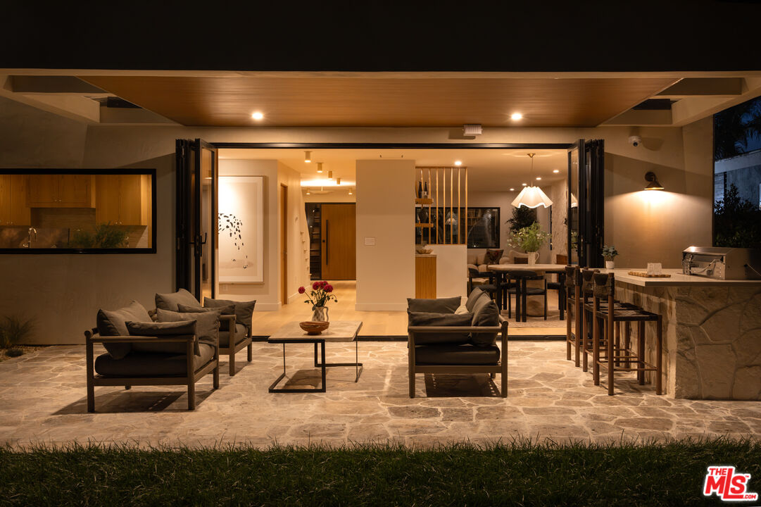 2968 Dona Susana Dr