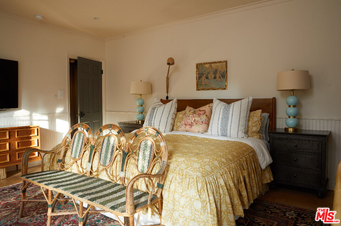 5800 Valley Oak Dr, Los Feliz