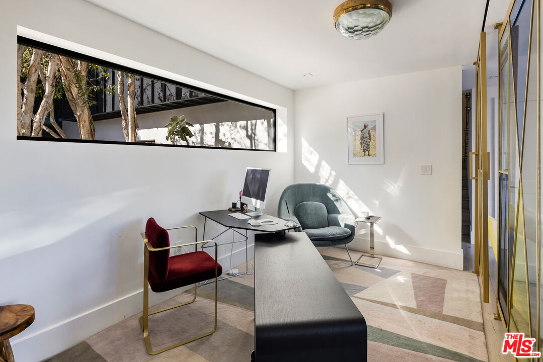 8080 Laurel View Dr, West Hollywood 