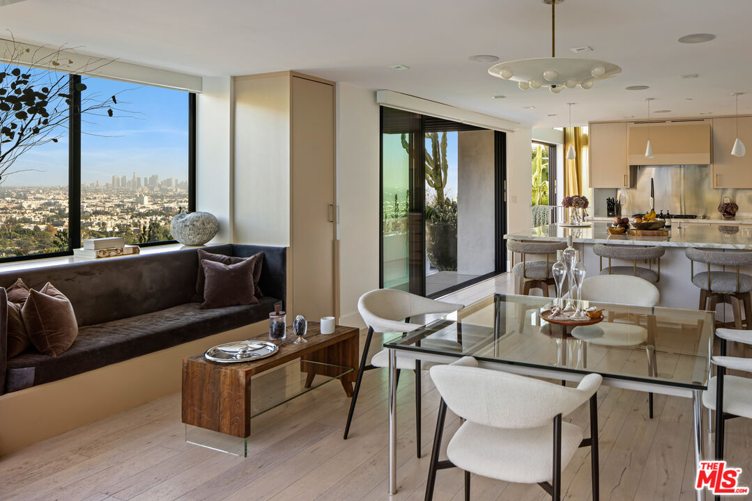 8080 Laurel View Dr, West Hollywood 