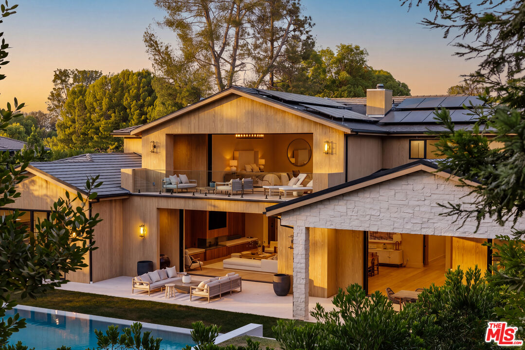 5287 Round Meadow Rd, Hidden Hills