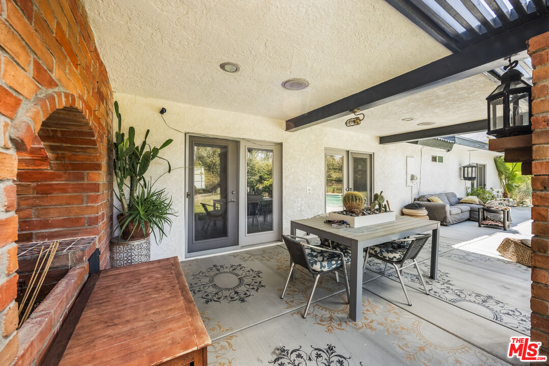 772 E El Conquistador, Palm Springs