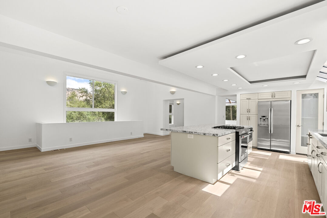11 Bridle Ln, Bell Canyon