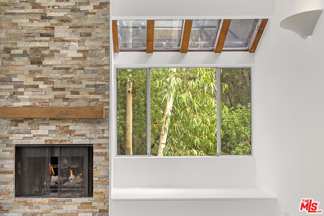 11 Bridle Ln, Bell Canyon