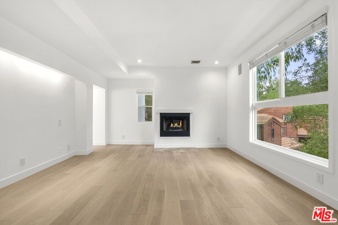 11 Bridle Ln, Bell Canyon