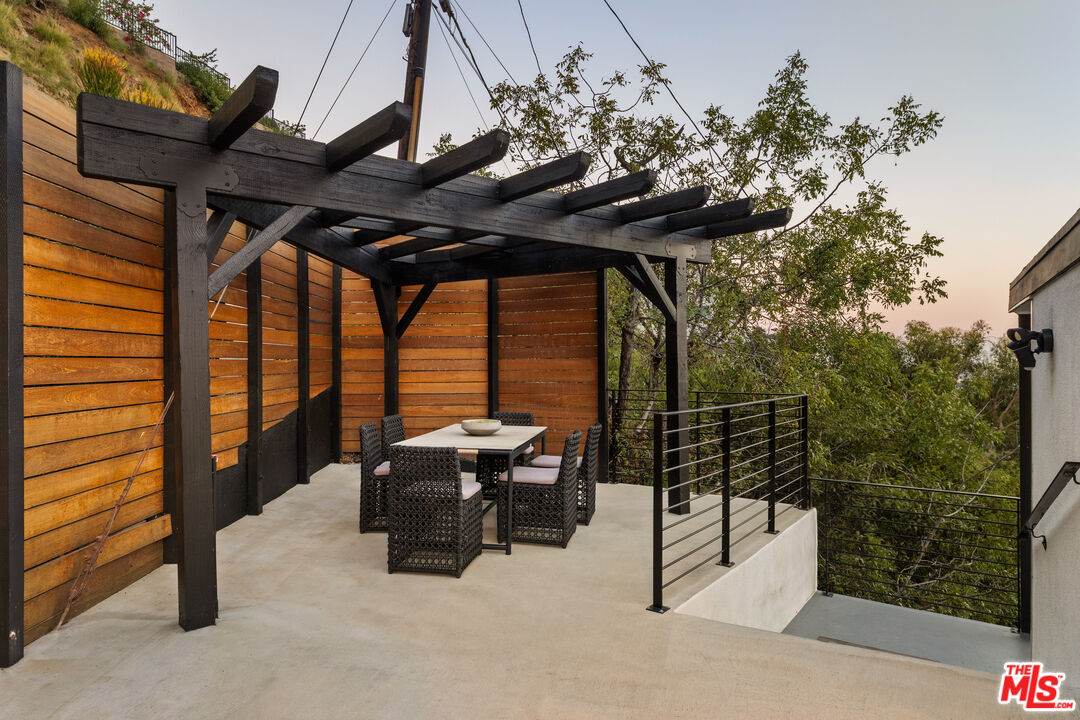 1788 N Orange Grove Ave, Hollywood Hills 
