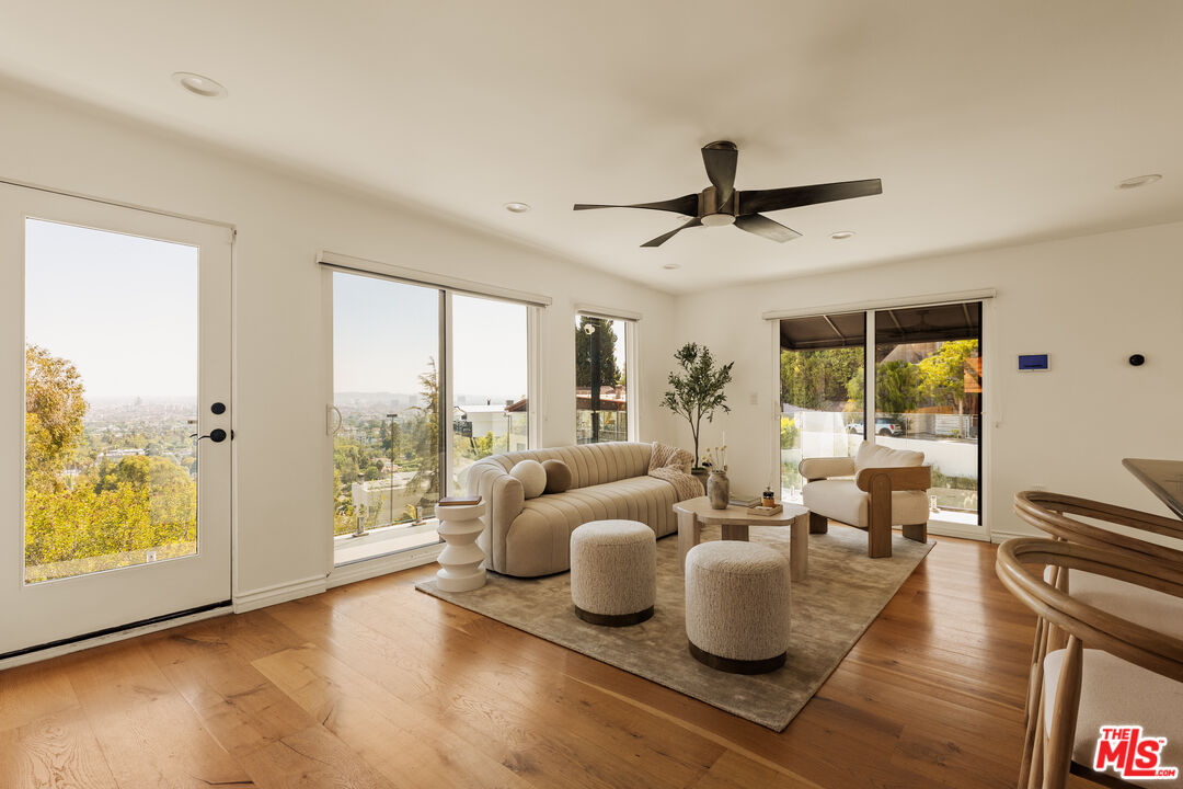 1788 N Orange Grove Ave, Hollywood Hills 