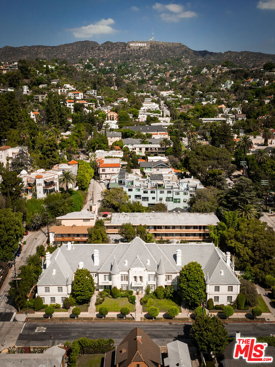 6051 Scenic Ave, Hollywood Hills 