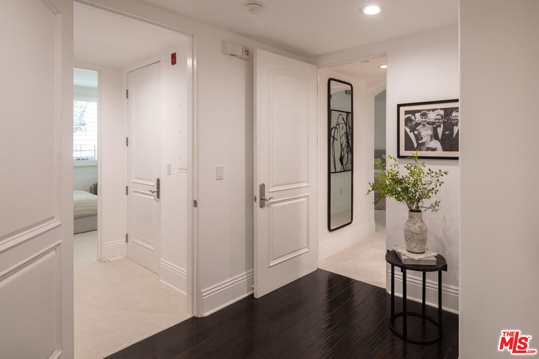 11715 Chenault St Unit: 204, Brentwood 