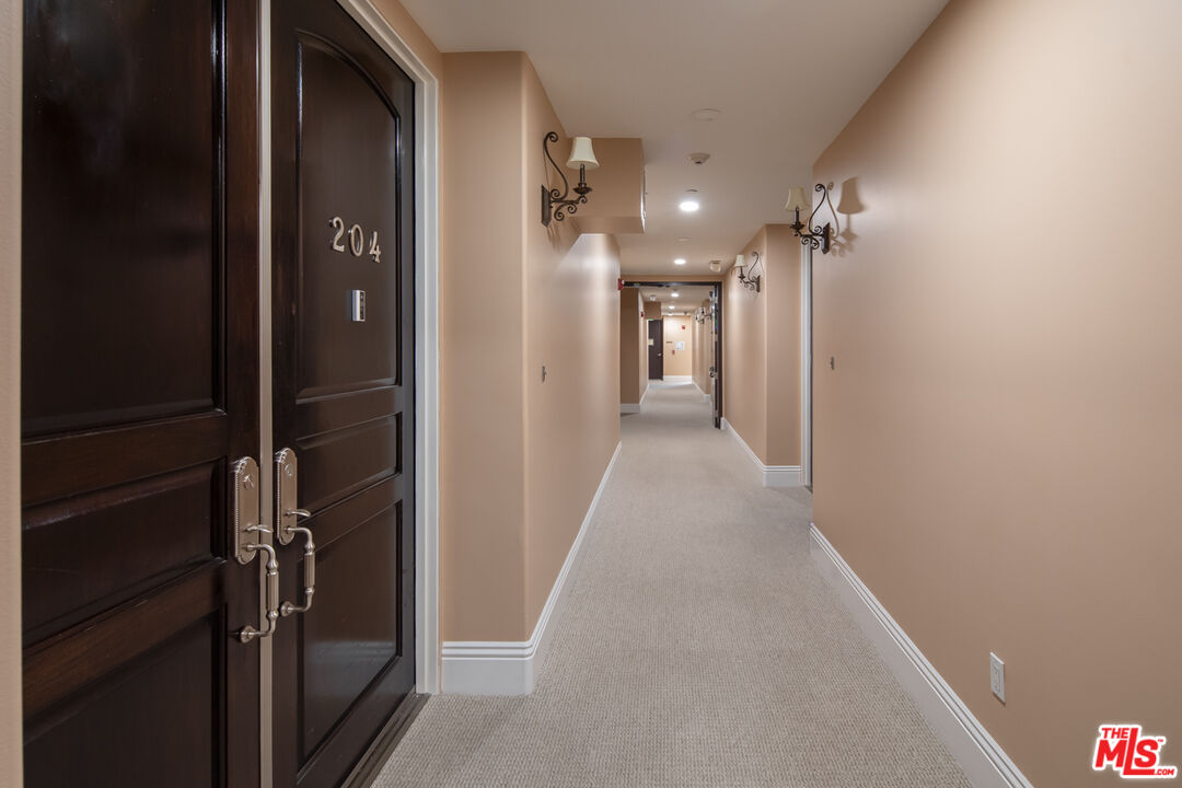 11715 Chenault St Unit: 204, Brentwood 