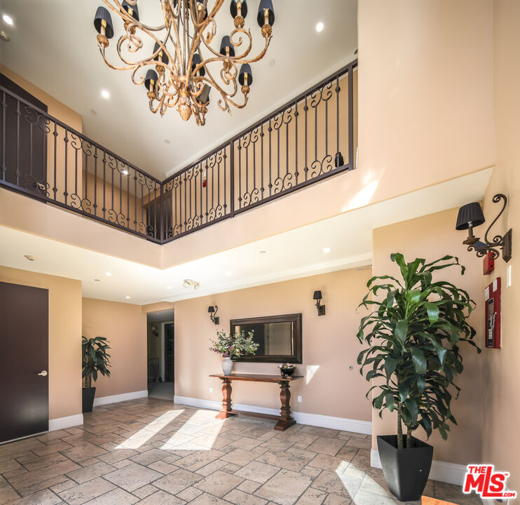 11715 Chenault St Unit: 204, Brentwood 