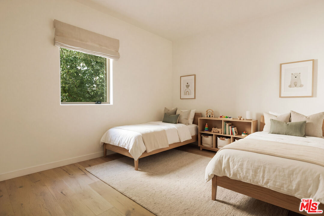 5698 Holly Oak Dr, Los Feliz 